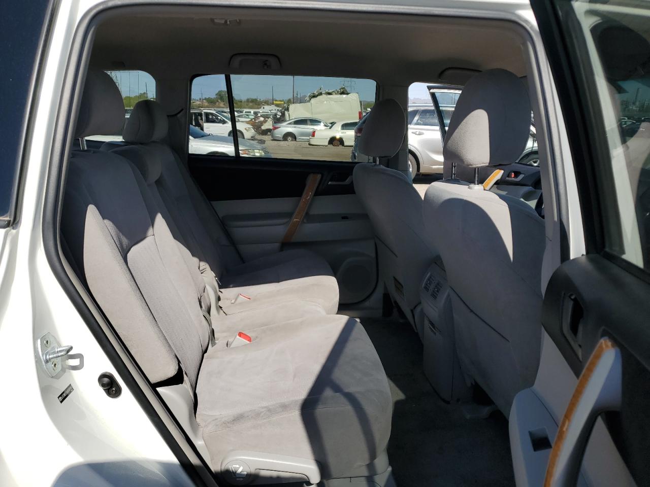 2010 Toyota Highlander Hybrid VIN: JTEBW3EH0A2041947 Lot: 62029355