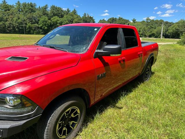 Pickups RAM 1500 2017 Czerwony
