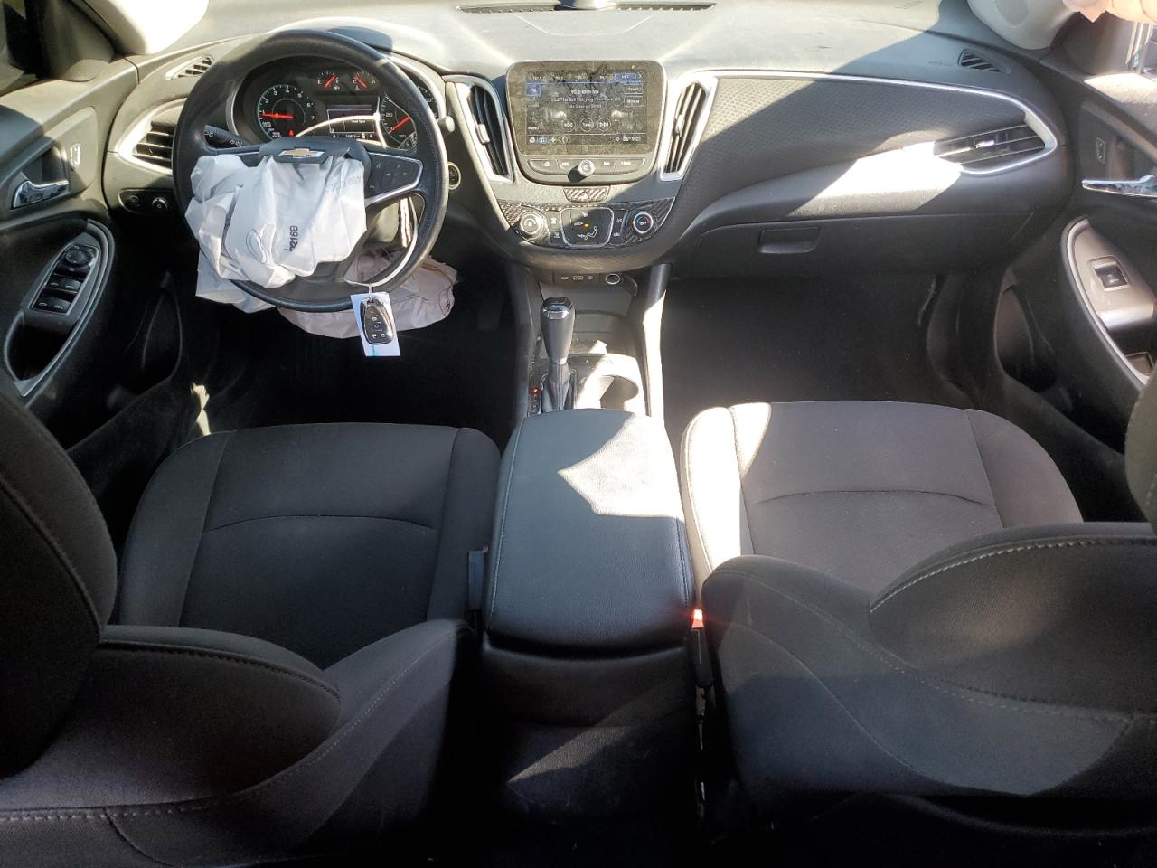 1g1zb5st0kf213738 1G1ZB5ST0KF213738 2019 Chevrolet Malibu Ls
