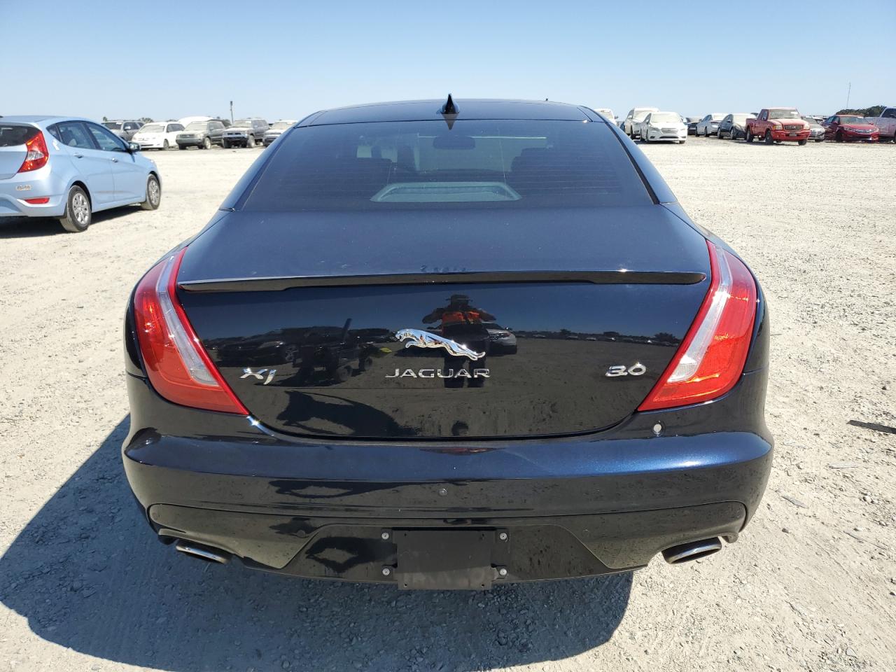 2016 Jaguar Xj VIN: SAJWA1C7XG8V98164 Lot: 65224405