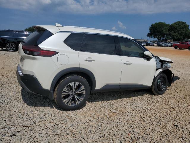  NISSAN ROGUE 2021 Biały