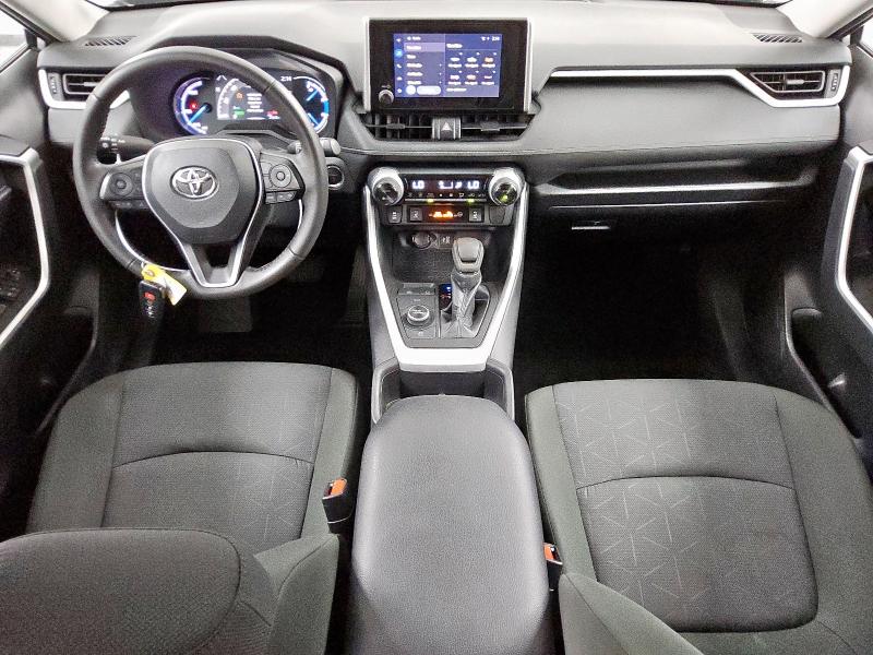  TOYOTA RAV4 2024 Srebrny
