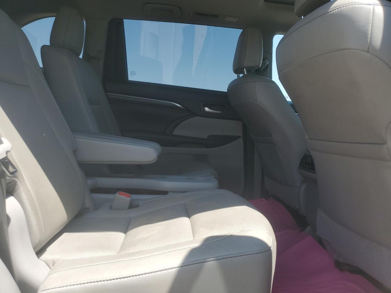 2017 Toyota Highlander Limited VIN: 5TDDZRFH0HS418379 Lot: 64690985