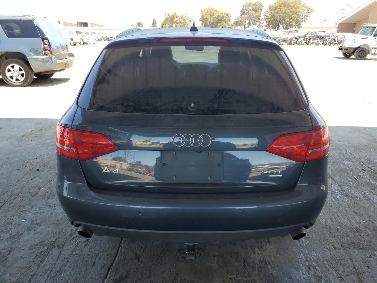 2010 Audi A4 Premium Plus VIN: WAUWFAFL0AA032214 Lot: 65534495