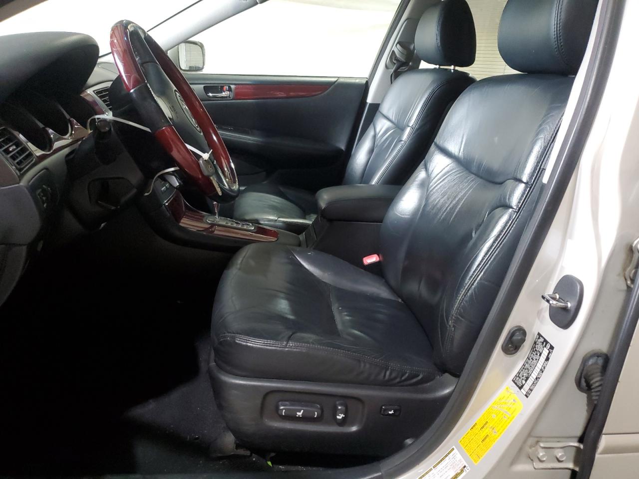 2004 Lexus Es 330 VIN: JTHBA30G045009793 Lot: 64246715