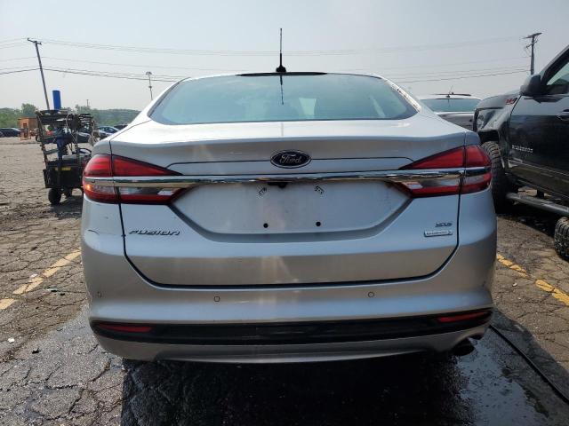  FORD FUSION 2018 Srebrny