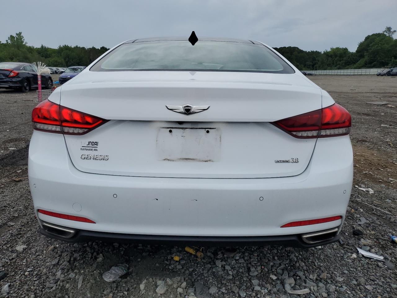 2015 Hyundai Genesis 3.8L VIN: KMHGN4JE4FU076674 Lot: 63089315