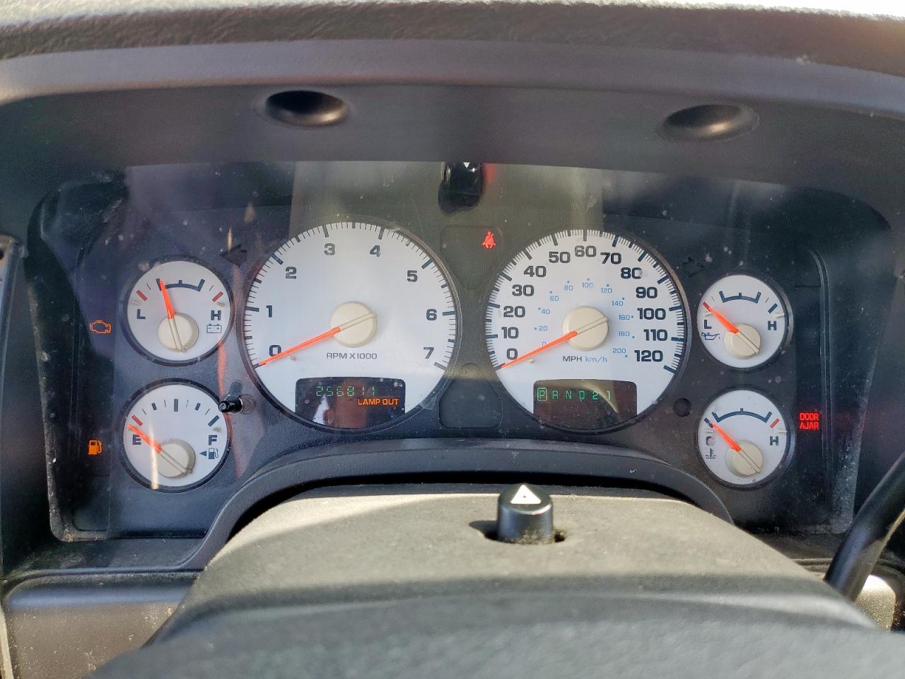 2005 Dodge Ram 1500 St VIN: 1D7HA18NX5J637782 Lot: 64604145