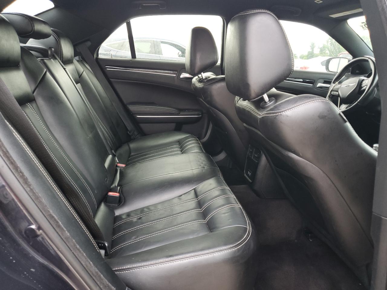 2019 Chrysler 300 S VIN: 2C3CCABGXKH515434 Lot: 64636575