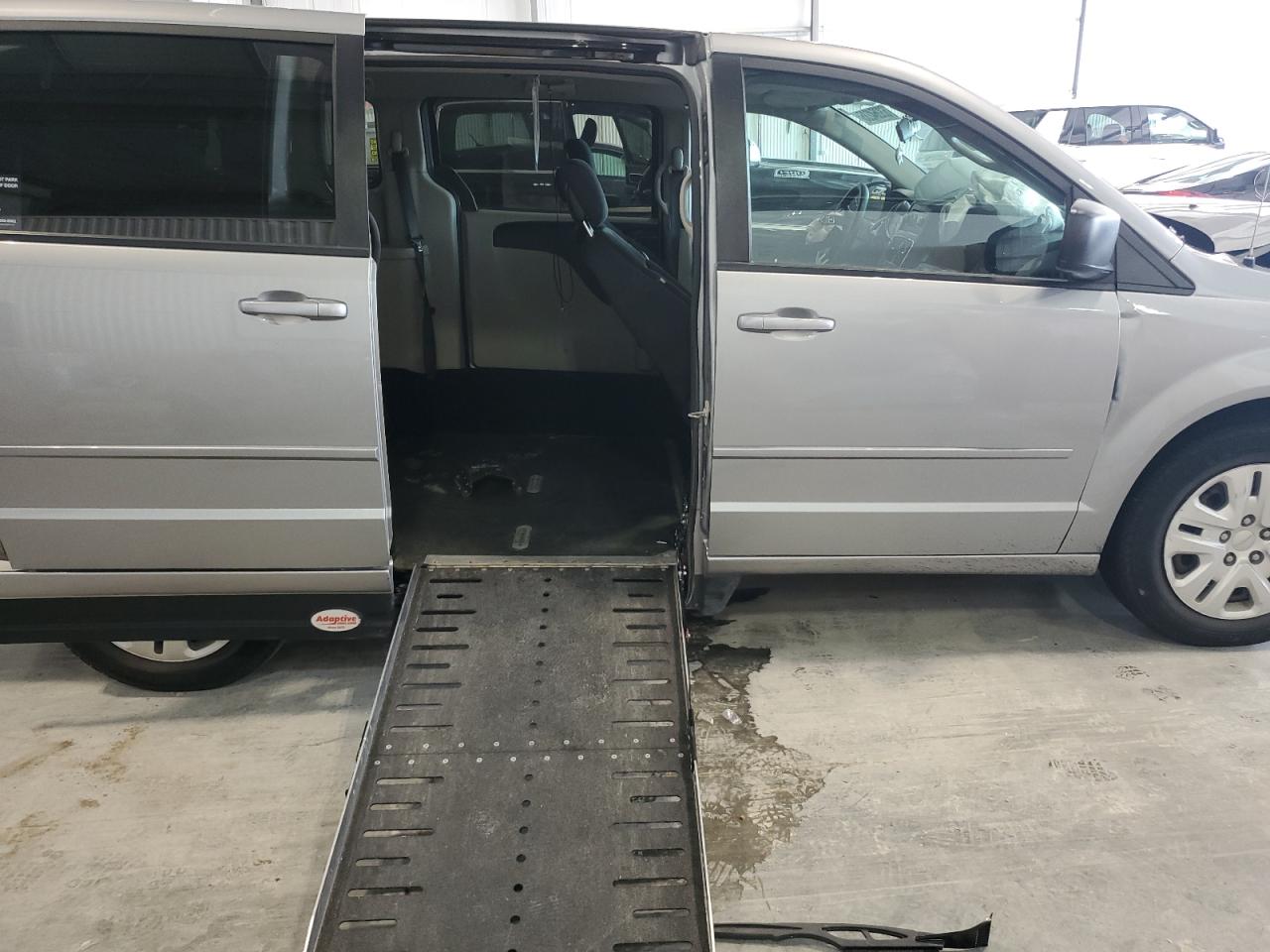 2017 Dodge Grand Caravan Se VIN: 2C4RDGBG8HR838955 Lot: 63264235