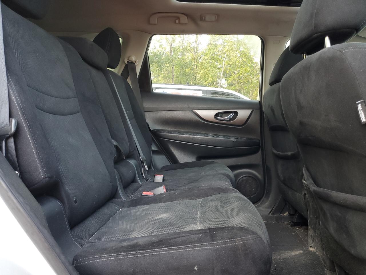 2015 Nissan Rogue S VIN: 5N1AT2MM4FC861592 Lot: 65129505