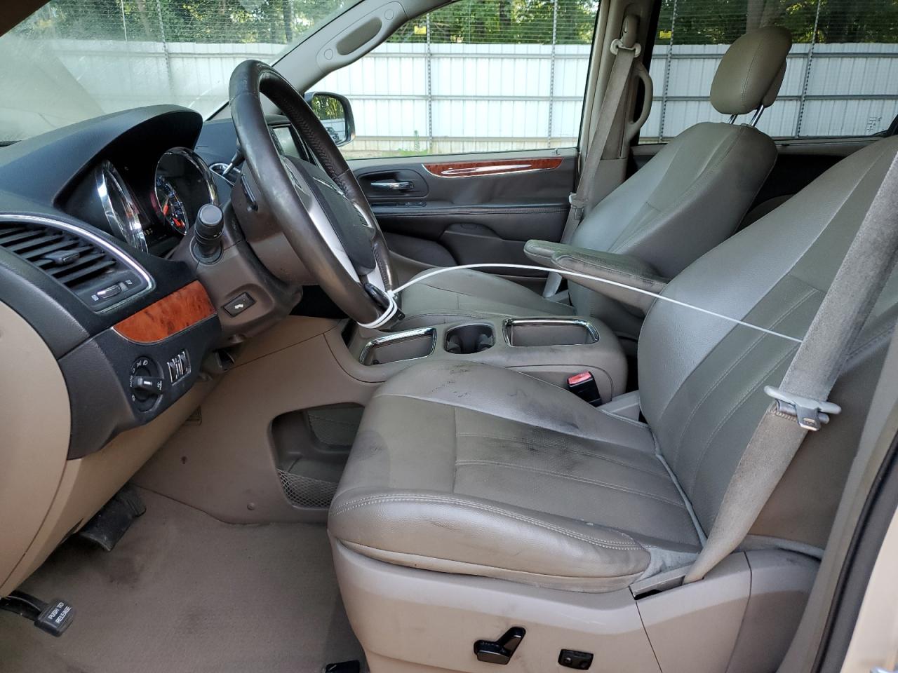 2014 Chrysler Town & Country Touring L VIN: 2C4RC1CG5ER454576 Lot: 64510295