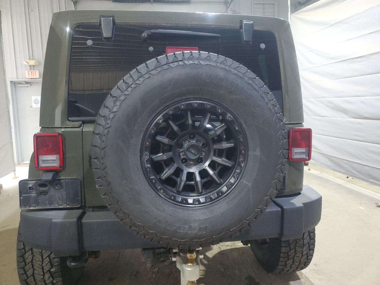 2015 Jeep Wrangler Unlimited Sahara VIN: 1C4BJWEGXFL774665 Lot: 62682345