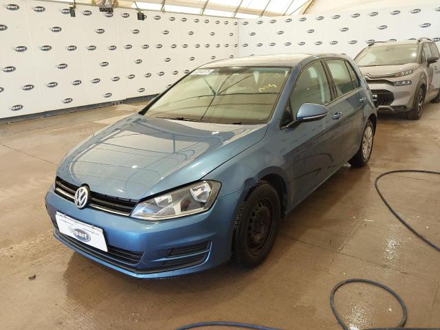 VOLKSWAGEN GOLF S TSI 2015