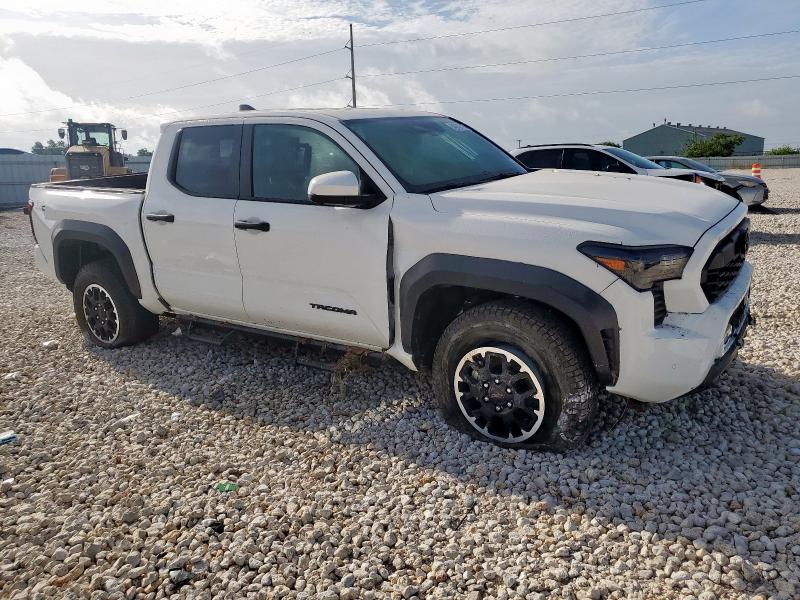  TOYOTA TACOMA 2025 Белы