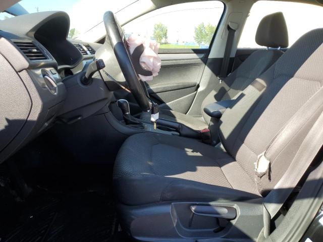 2013 VOLKSWAGEN PASSAT S  