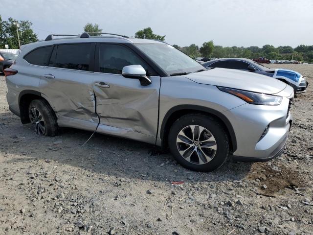  TOYOTA HIGHLANDER 2024 Серебристый