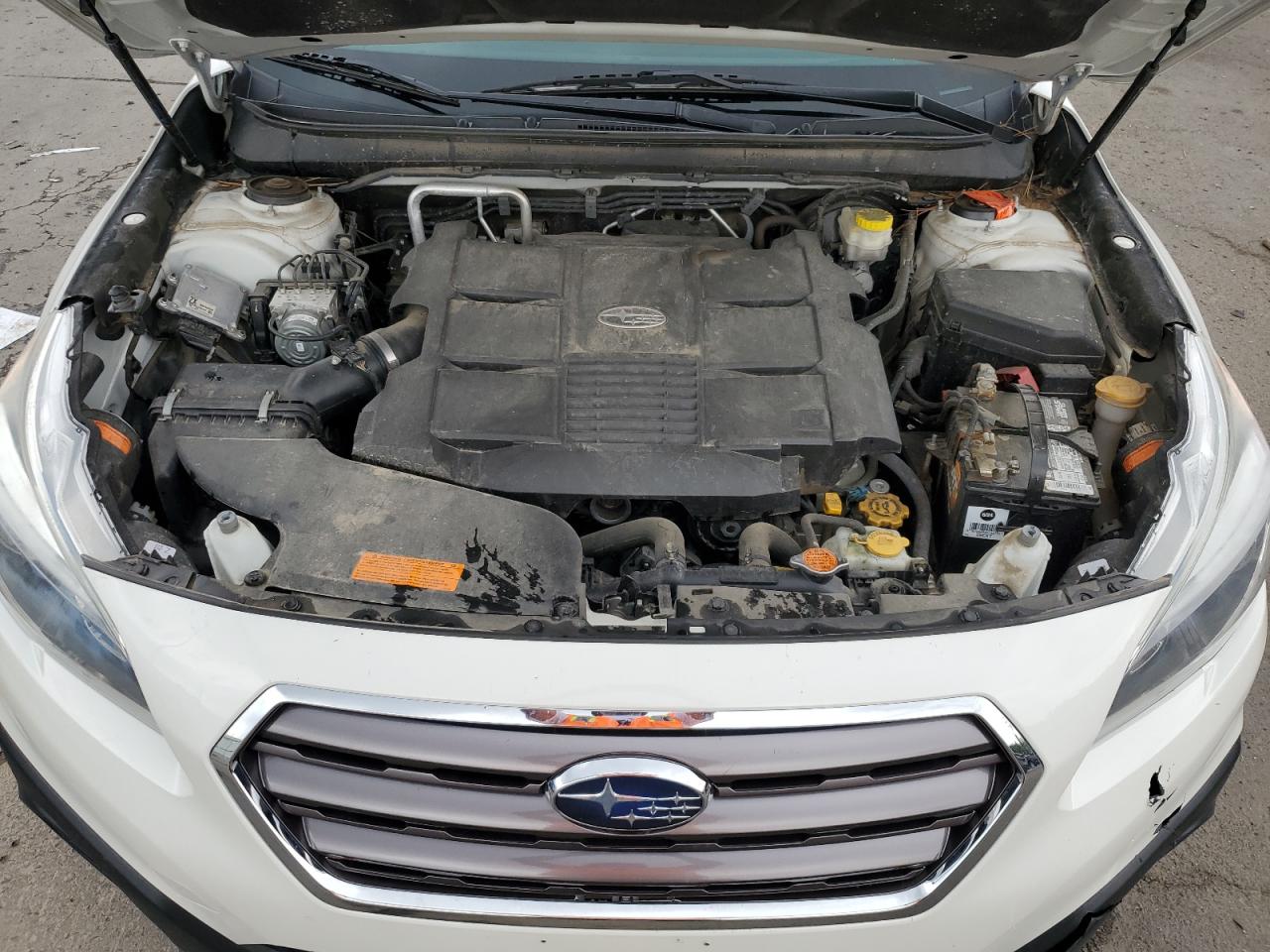 2017 Subaru Outback Touring VIN: 4S4BSETC2H3386948 Lot: 64626305