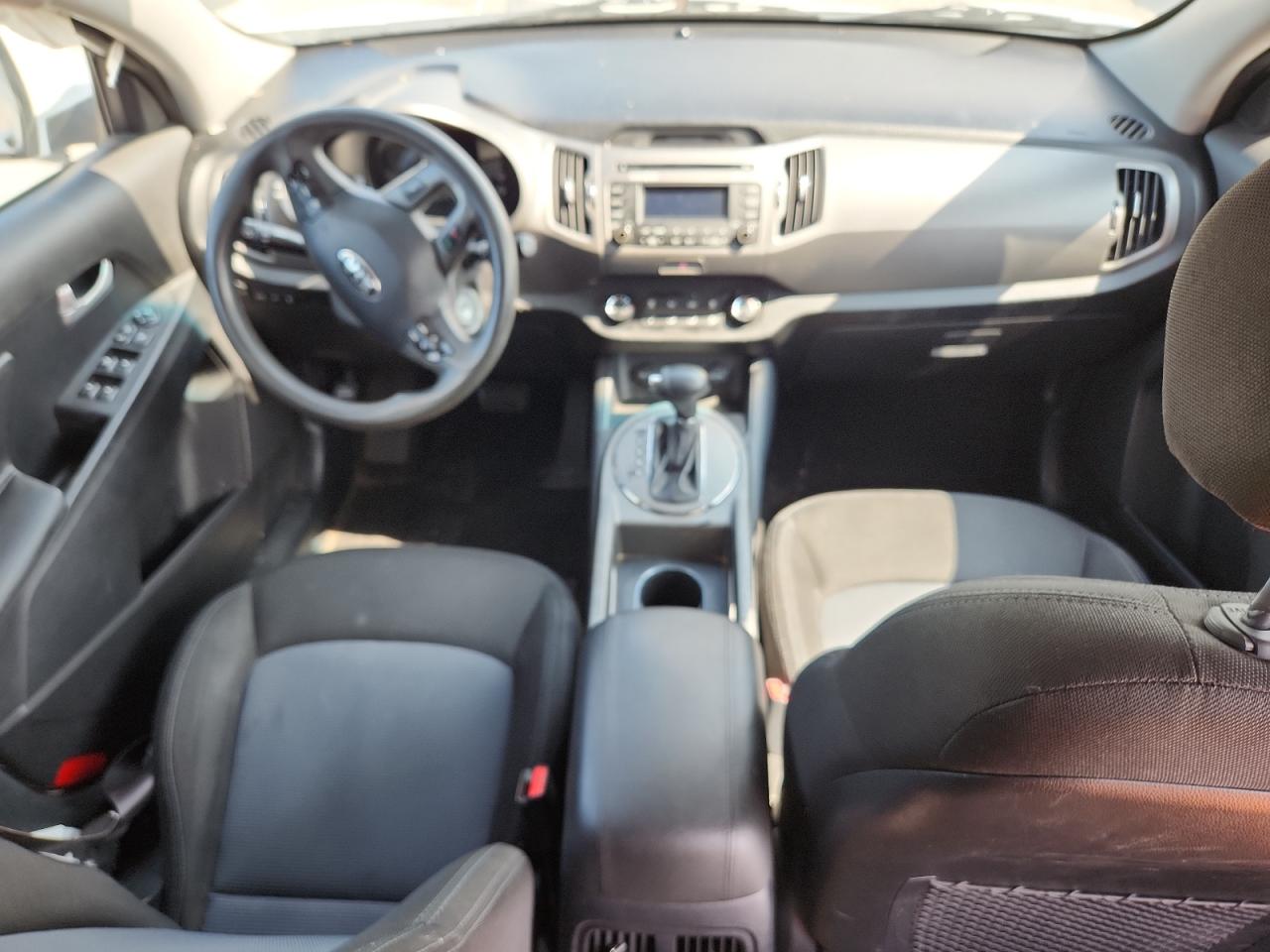 kndpb3ac5e7617332 KNDPB3AC5E7617332 2014 Kia Sportage Base