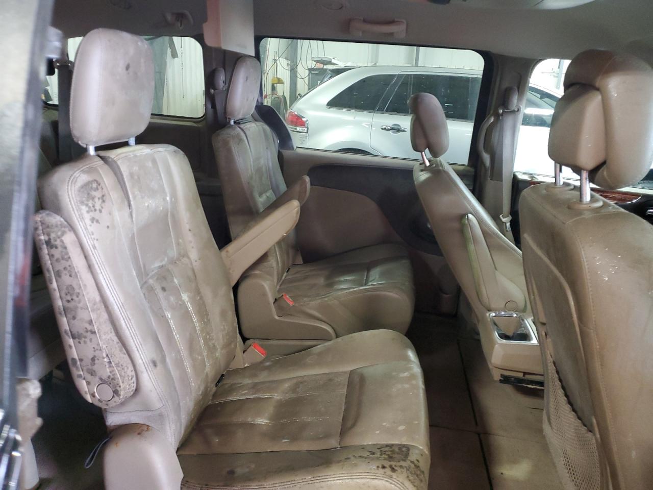2013 Chrysler Town & Country Touring VIN: 2C4RC1BG1DR621158 Lot: 65186735