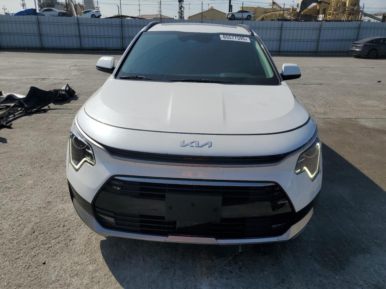2023 Kia Niro Ex VIN: KNDCR3LE2P5052609 Lot: 65577595