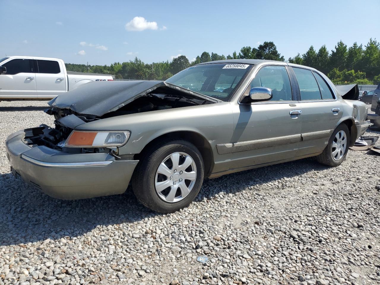 2001 Mercury Grand Marquis Gs green null gas 2MEFM74W91X622975 photo #1