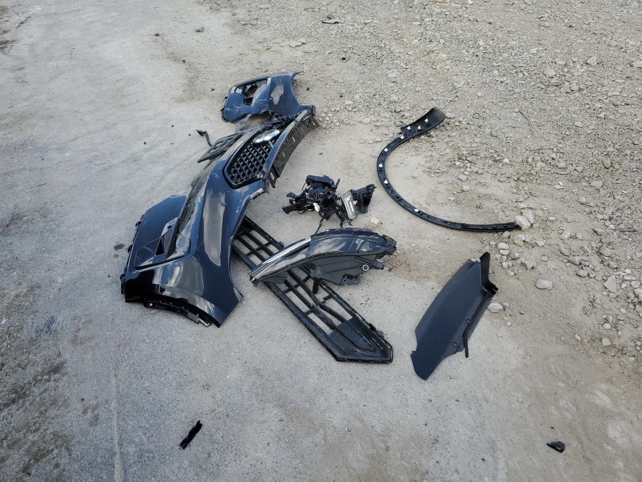 2023 Volvo Xc40 Plus VIN: YV4L12UW7P2066772 Lot: 65706035