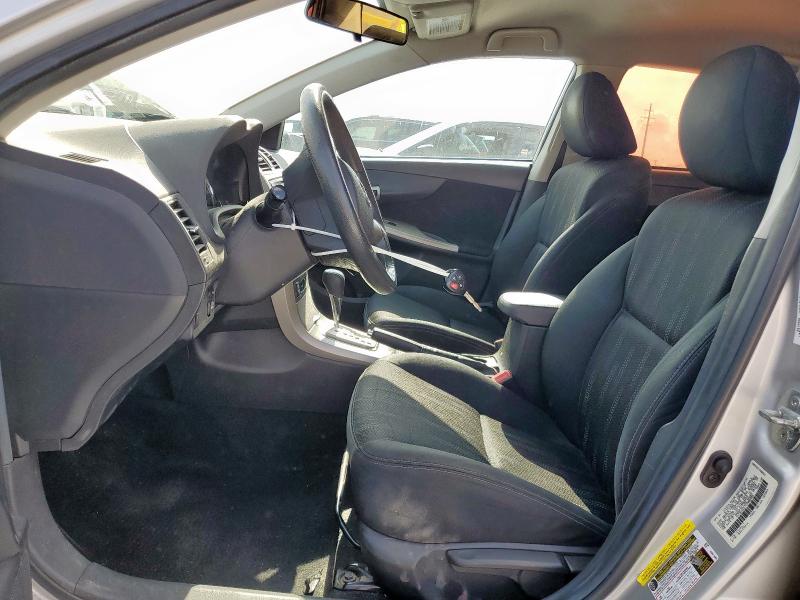  TOYOTA COROLLA 2012 Srebrny