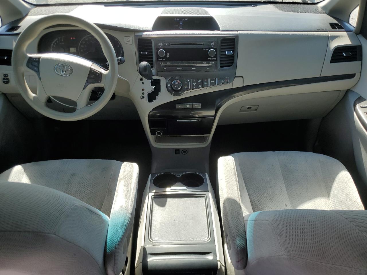 2013 Toyota Sienna Le VIN: 5TDKK3DC0DS375768 Lot: 63423915