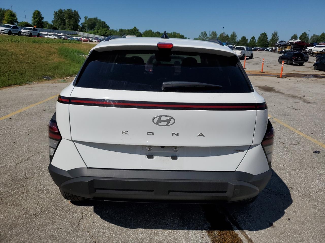 2025 Hyundai Kona Sel VIN: KM8HBCAB5SU218084 Lot: 62931285