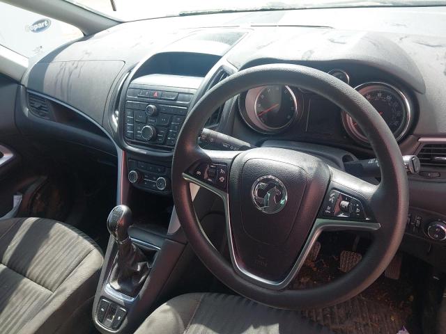 2015 VAUXHALL ZAFIRA TOU