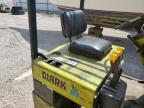 2000 CLARK FORKLIFT   à vendre chez Copart KY - LEXINGTON EAST
