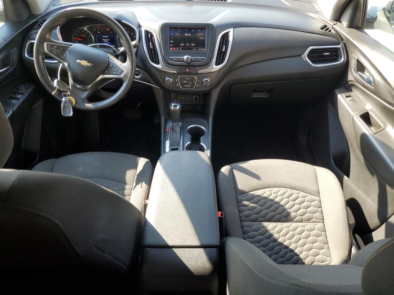 2020 Chevrolet Equinox Lt VIN: 3GNAXVEX3LS586412 Lot: 64517675