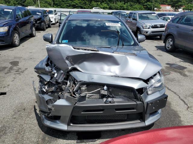 Sedans MITSUBISHI EVO 2015 Srebrny