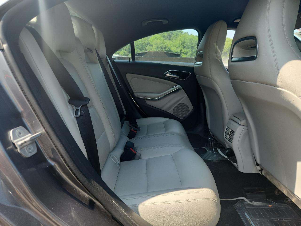 wddsj4eb8en047865 WDDSJ4EB8EN047865 2014 Mercedes-Benz Cla 250