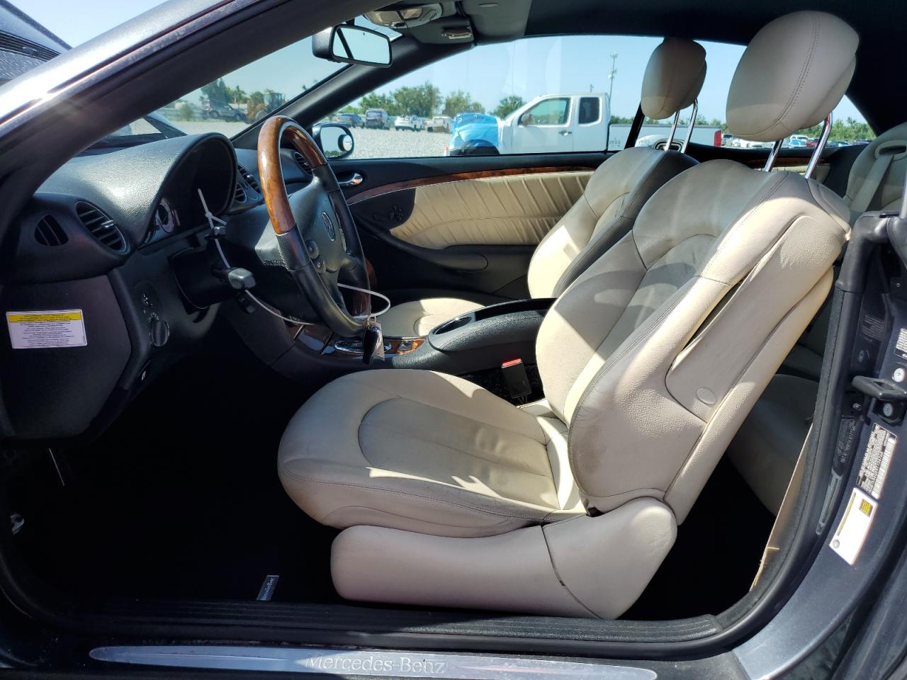 2009 Mercedes-Benz Clk 350 VIN: WDBTK56G69T104768 Lot: 63009615