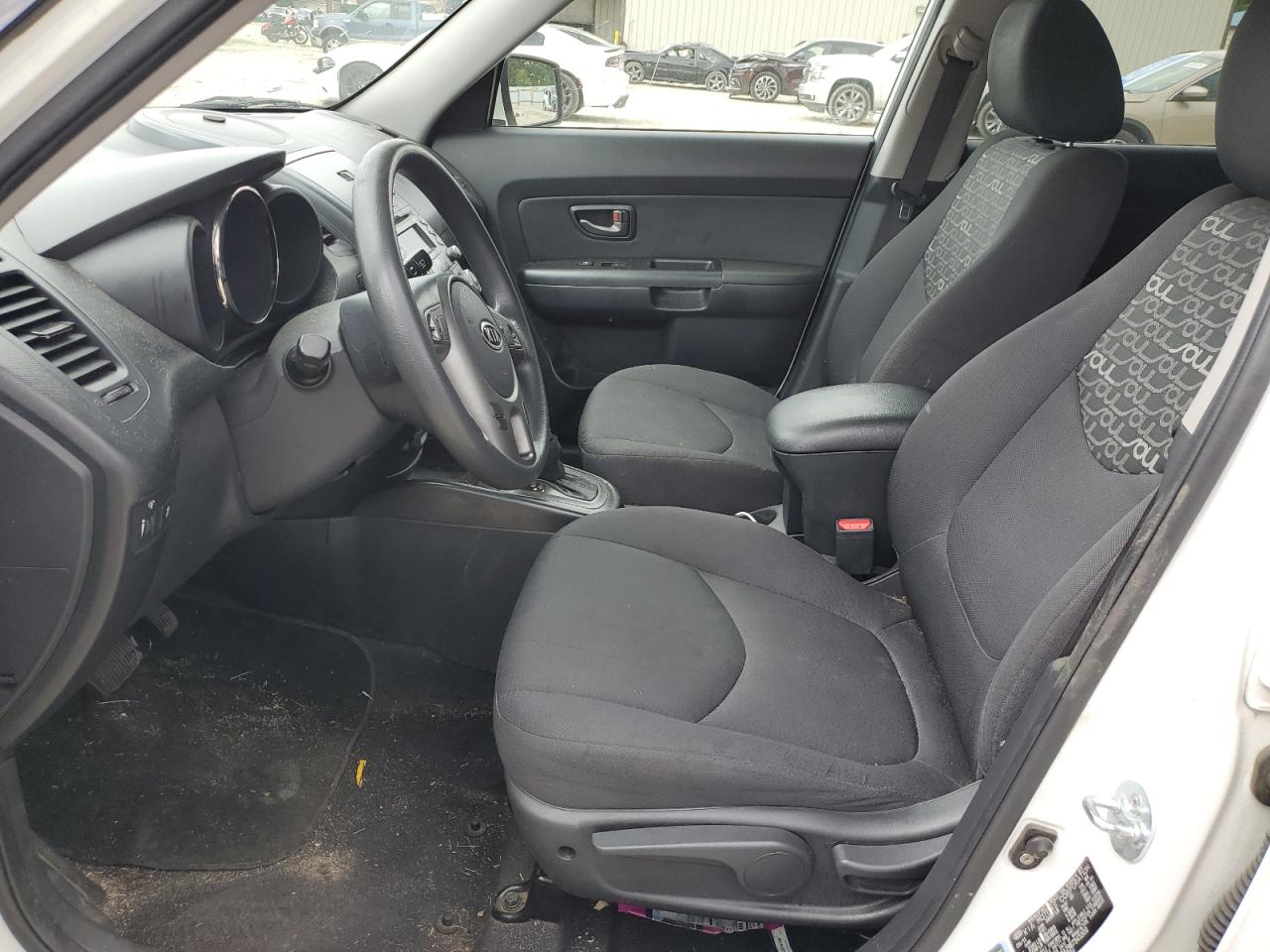 2011 Kia Soul + VIN: KNDJT2A29B7345500 Lot: 62732235