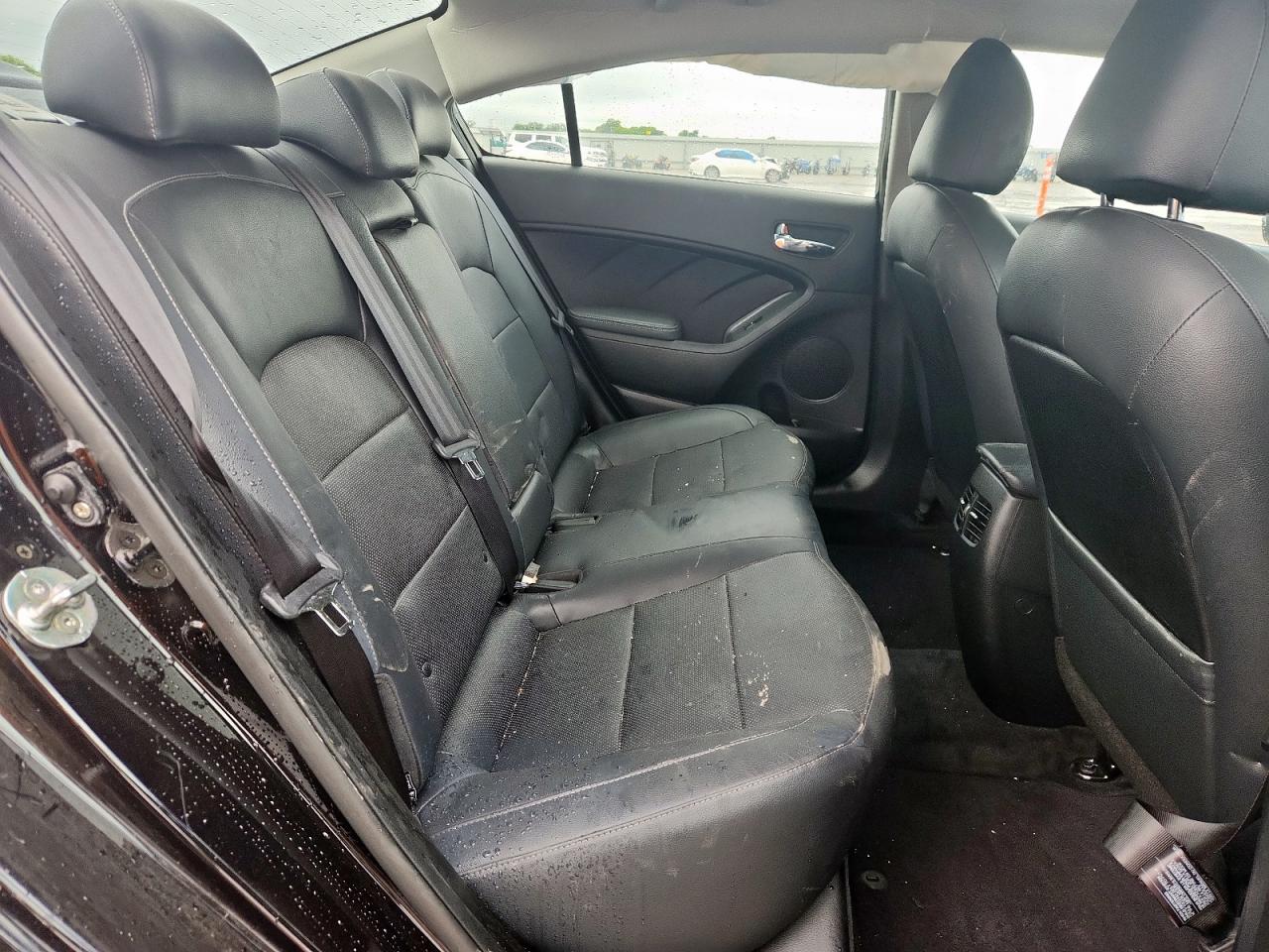 2018 Kia Forte Ex VIN: 3KPFN4A82JE165676 Lot: 64676965