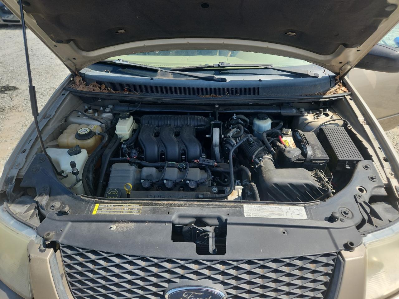2005 Ford Freestyle Se VIN: 1FMZK01115GA68925 Lot: 63579865