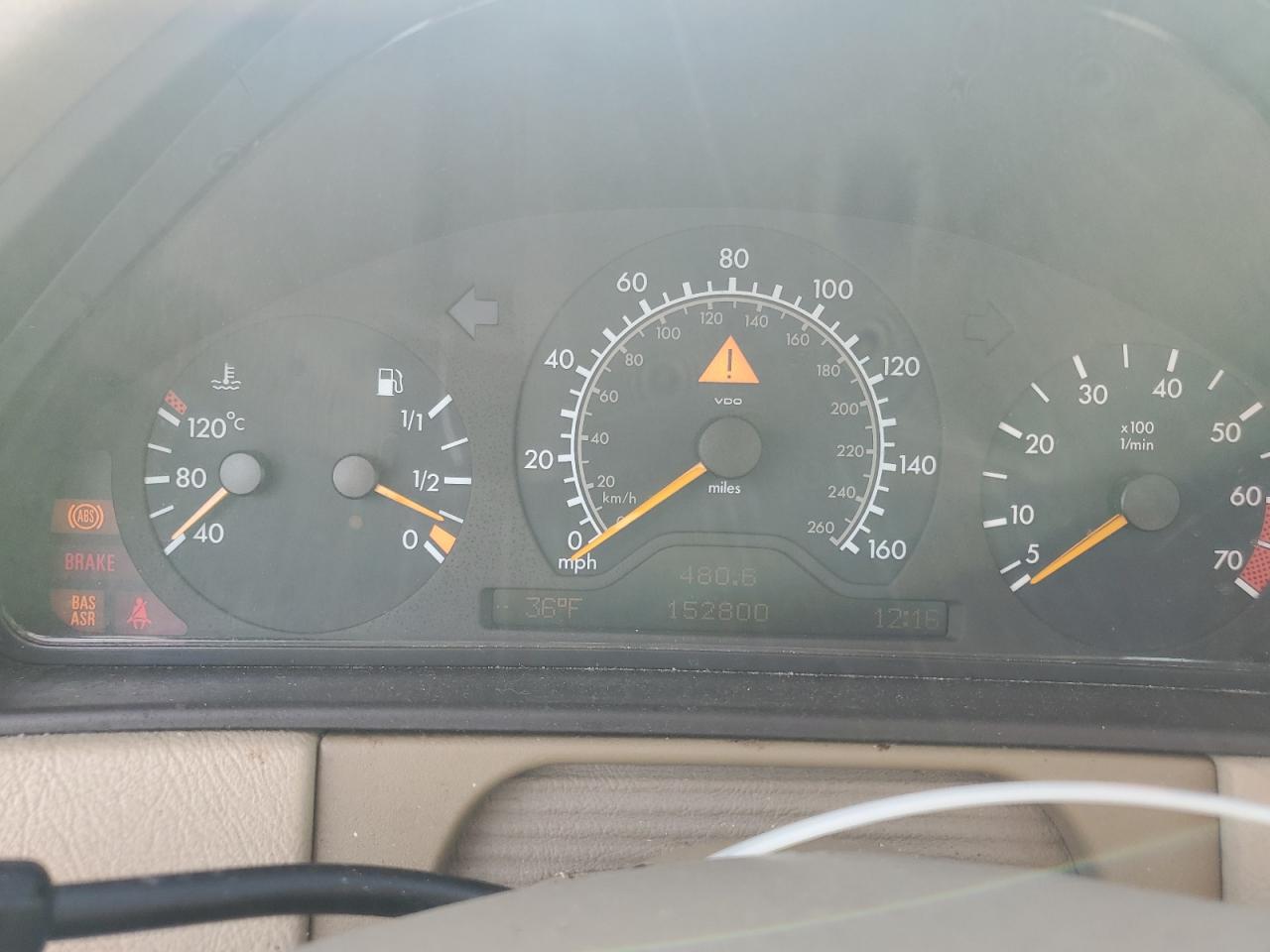 1999 Mercedes-Benz E 320 VIN: WDBJF65H0XA856437 Lot: 63395445
