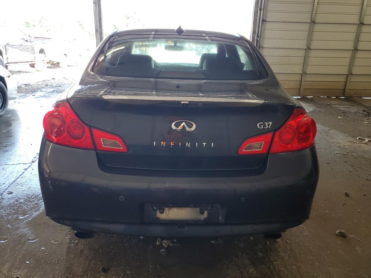 2011 Infiniti G37 Base VIN: JN1CV6AP2BM303793 Lot: 63752445