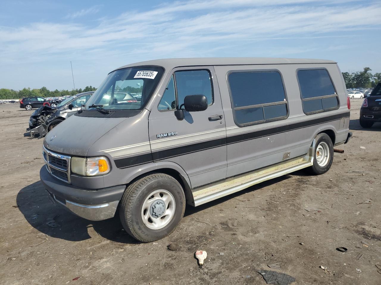 2B7HB21Z7RK168591 DODGE B SERIES Photo 1