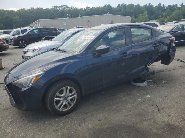 Sedans TOYOTA YARIS 2017 Blue