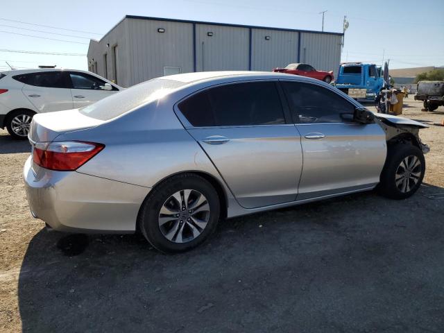 Sedans HONDA ACCORD 2013 Srebrny