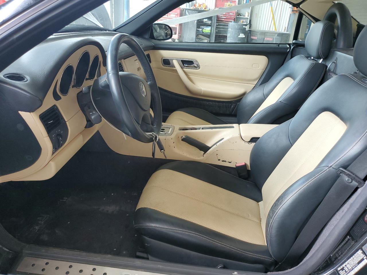 2001 Mercedes-Benz Slk 230 Kompressor VIN: WDBKK49F21F184727 Lot: 65192575