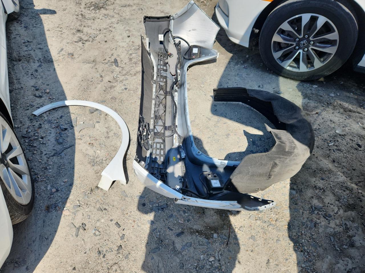 2019 Buick Envision Essence VIN: LRBFXCSA4KD002745 Lot: 64289275
