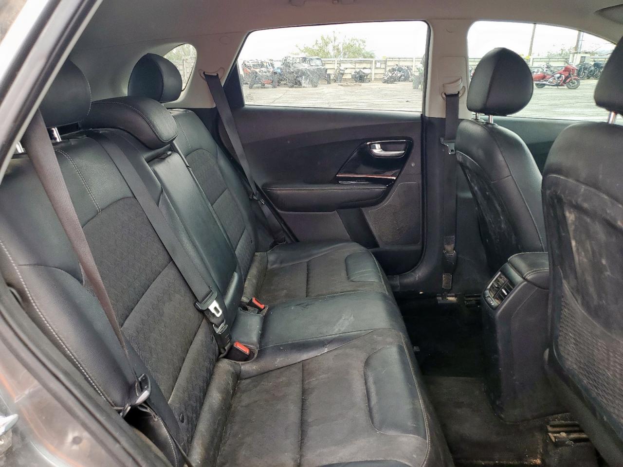 2018 Kia Niro Ex VIN: KNDCC3LC9J5124543 Lot: 61942325