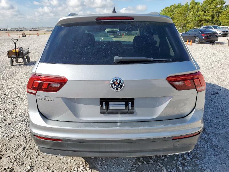  VOLKSWAGEN TIGUAN 2020 Серебристый