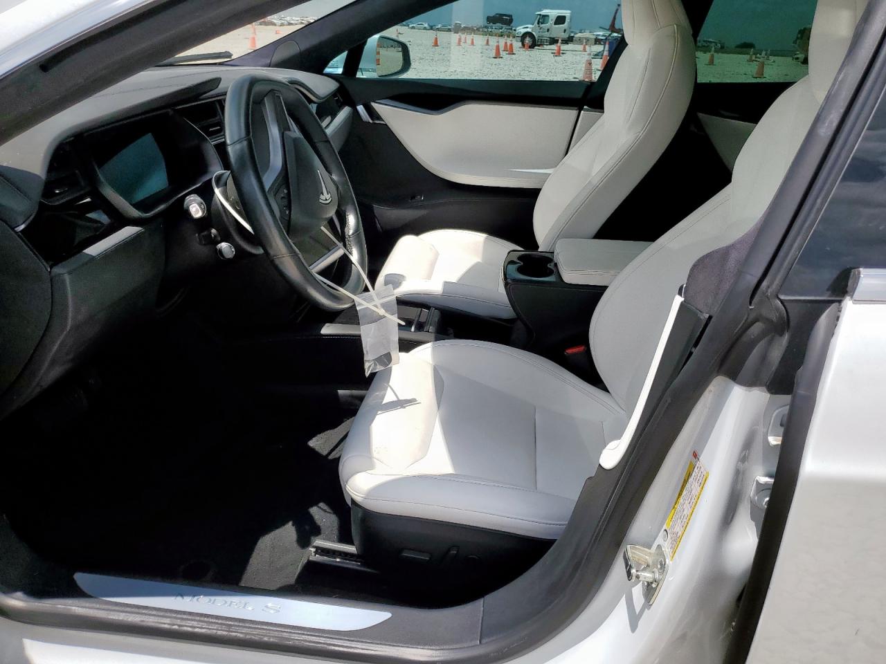 2020 Tesla Model S VIN: 5YJSA1E22LF412724 Lot: 61159905