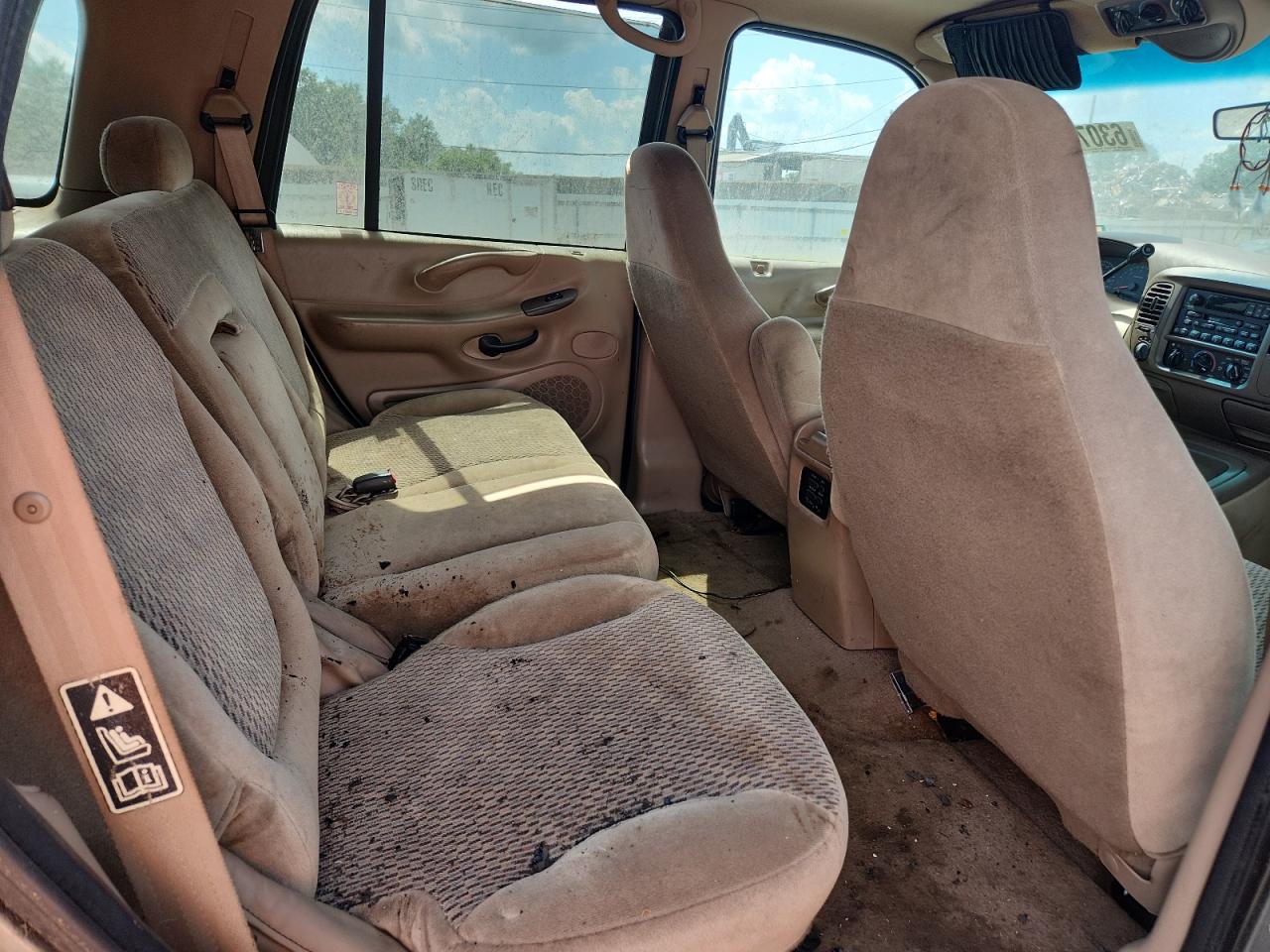 1999 Ford Expedition VIN: 1FMRU1866XLB48278 Lot: 63070135